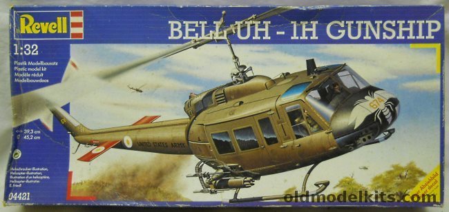 Revell 1/32 Bell UH-1H Huey Gunship - 116th AHC 1971/121 AHC 1969, 04421 plastic model kit